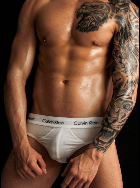 Derik 33