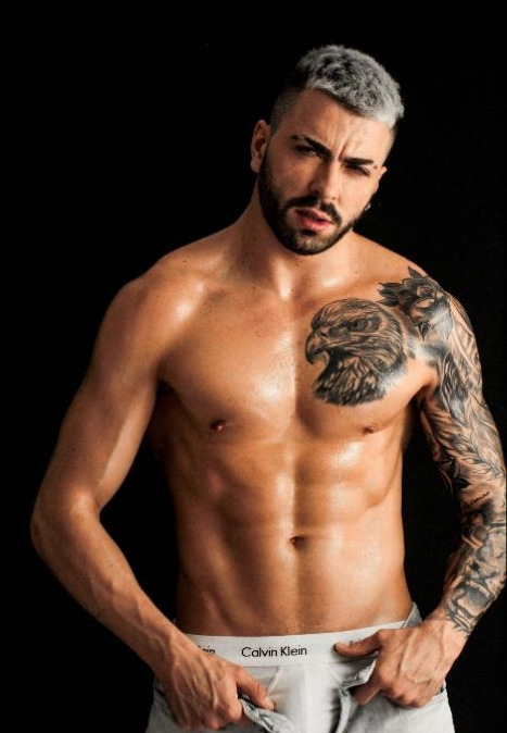 Derik 36