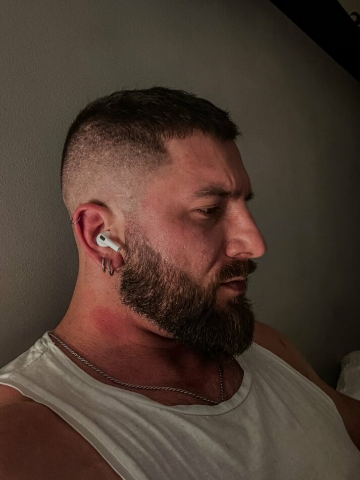 Sam 46