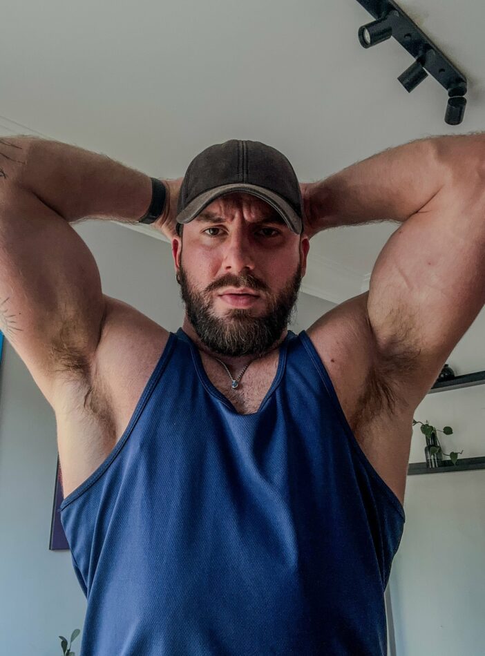 Sam 42