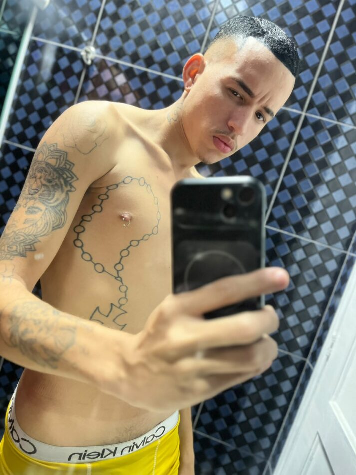 Douglas Walker 4