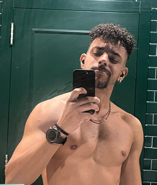 Hung 3