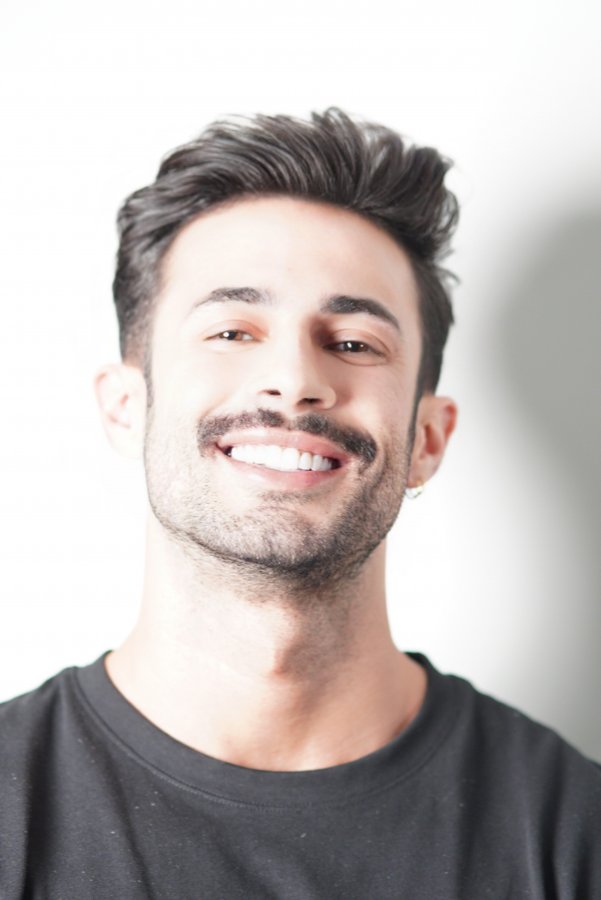 Kaun Gostoso 1