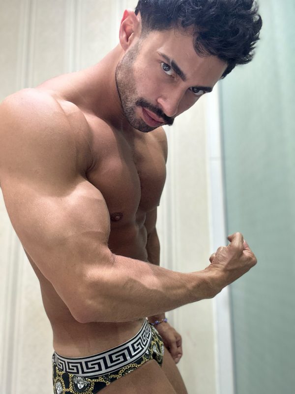 Kaun Gostoso 10