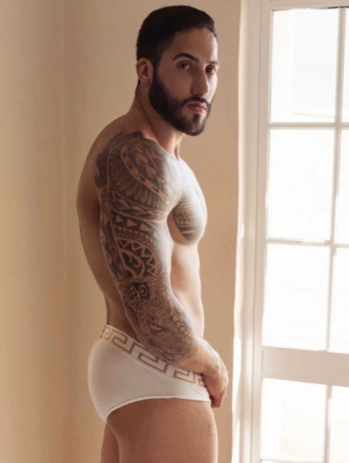 Eros 4