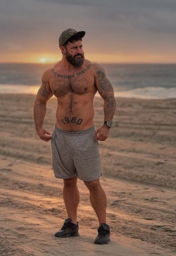 Alex 2
