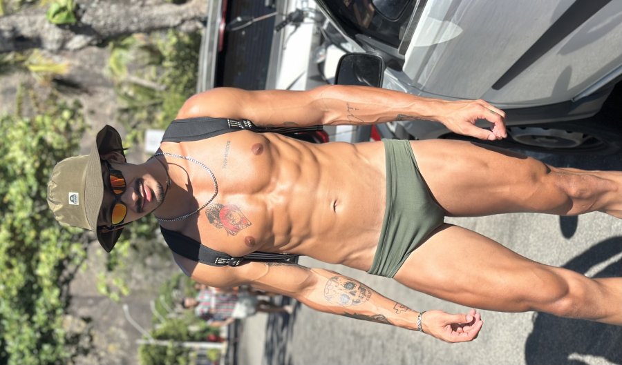 Enzo C.